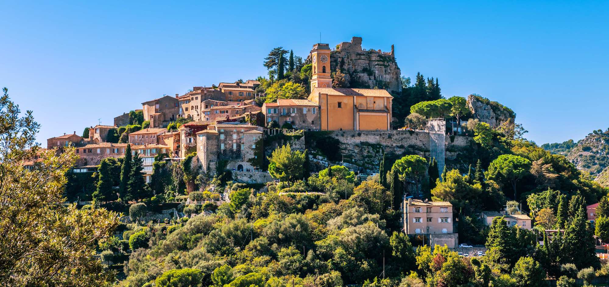 Le Mag Camping - 5 villages perchés des Alpes-Maritimes à visiter absolument