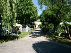 Camping Aix-en-Provence : 2 campings et 10 aux alentours - Toocamp