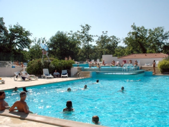 La Plage Des Aigrettes Camping 520 Chemin Des Aynes 40460